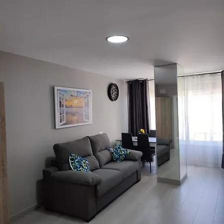 La Rosa Piscina Abierta Torremolinos
